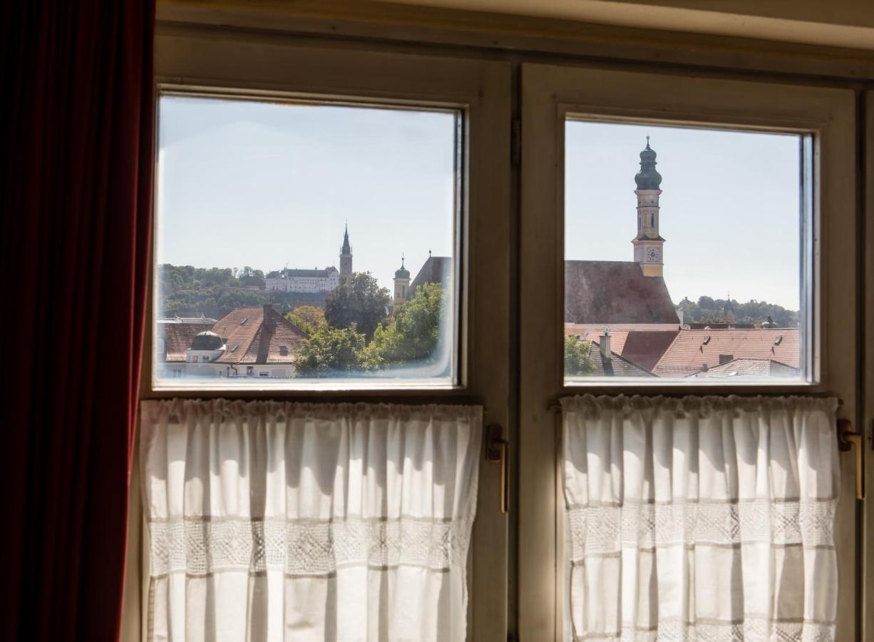 Romantik Hotel Fuerstenhof Landshut Exterior foto